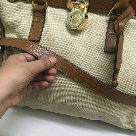 At best price: Authentic Michael Kors Hamilton NS Canvas/ Leather Tote - Picture 12 of 16